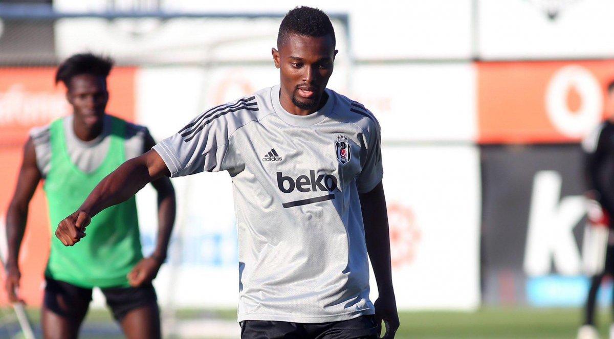 Beşiktaş'ta Bernard Mensah, koronavirüse yakalandı