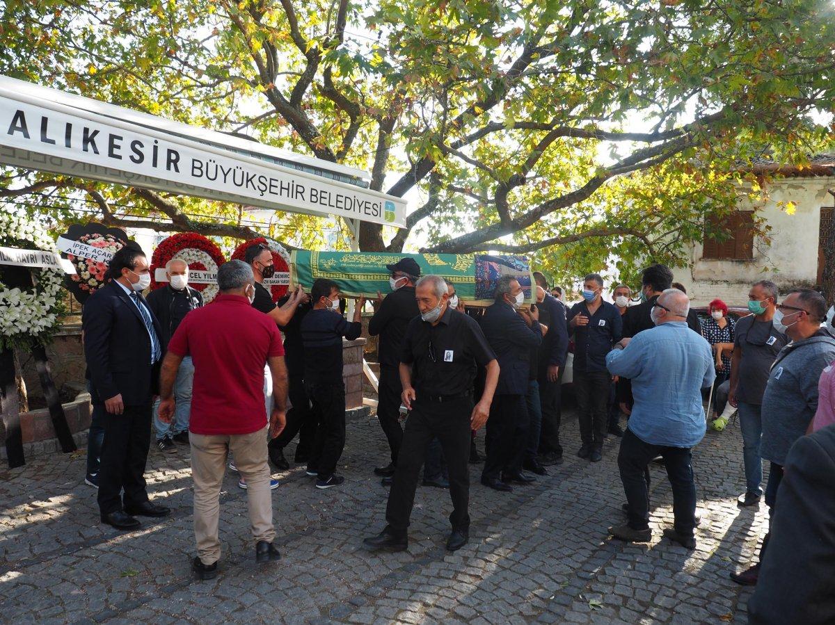 Yavuz Bingöl'ün kansere yenik düşen kız kardeşi defnedildi