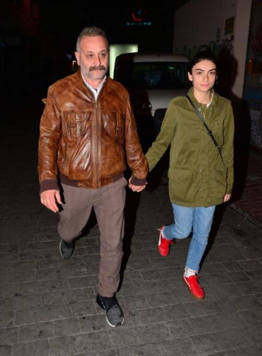 Onur Ünlü, sevgilisi Hazar Ergüçlü'yü aldattı