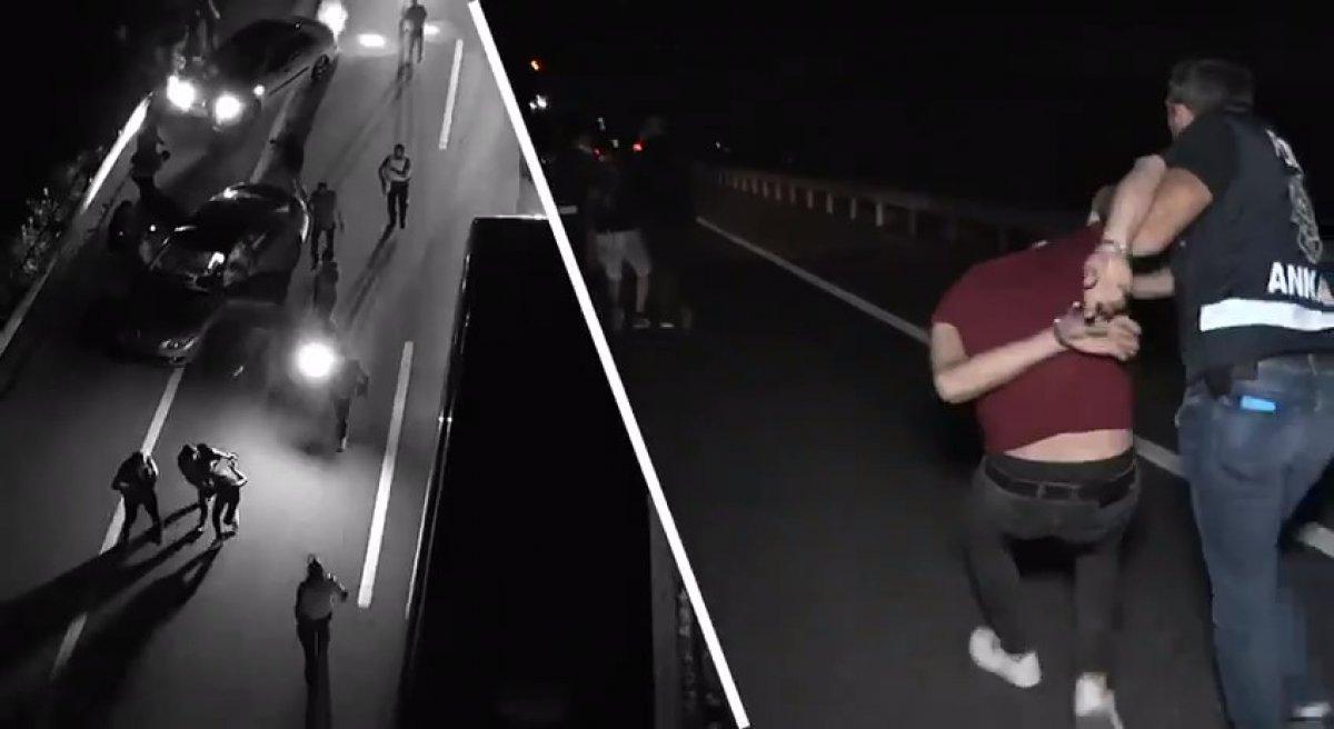 Adana’dan Ankara’ya silah satmaya gelen suç örgütü yakalandı