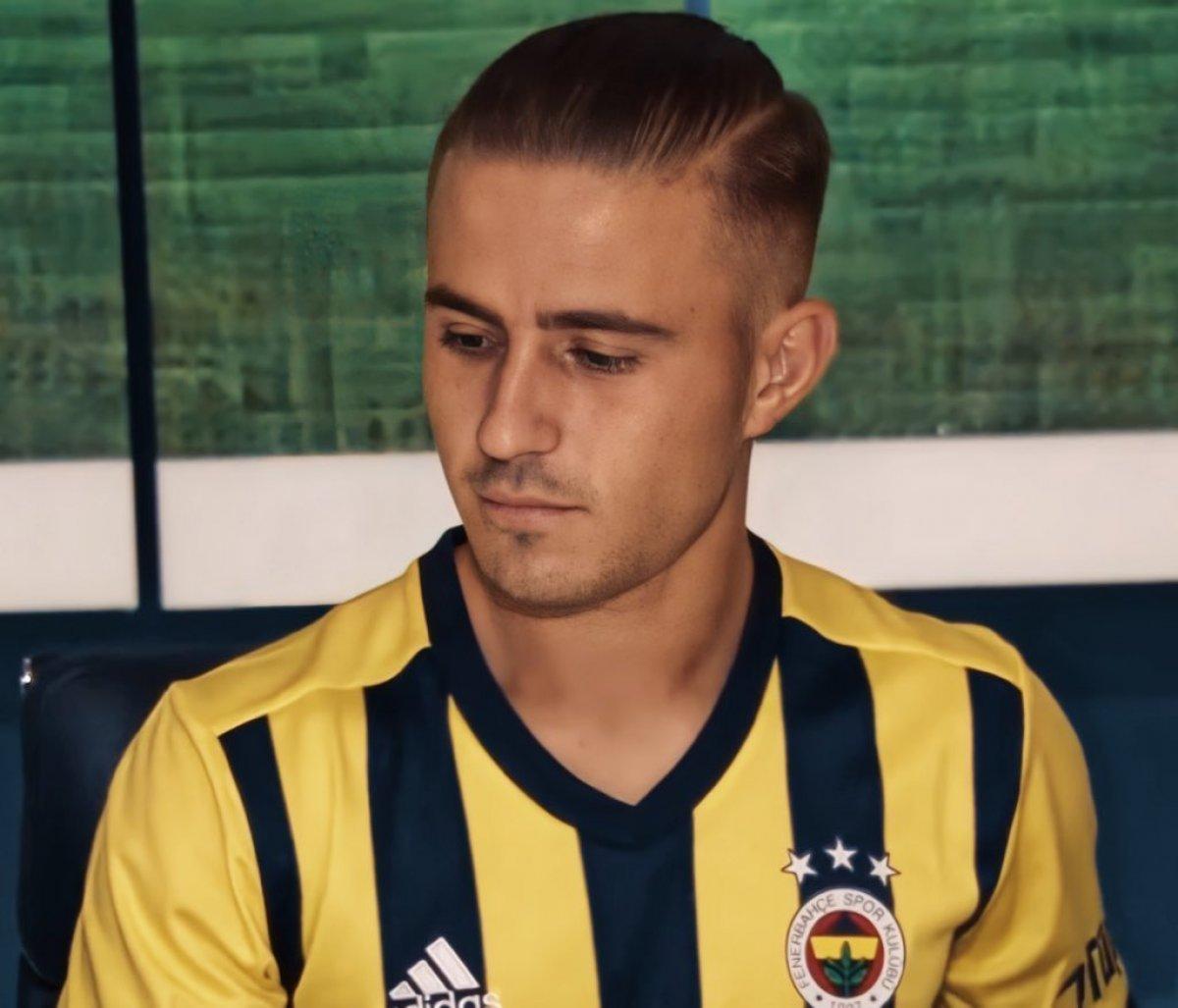 Pelkas: Hocanın istediği her pozisyonda oynarım