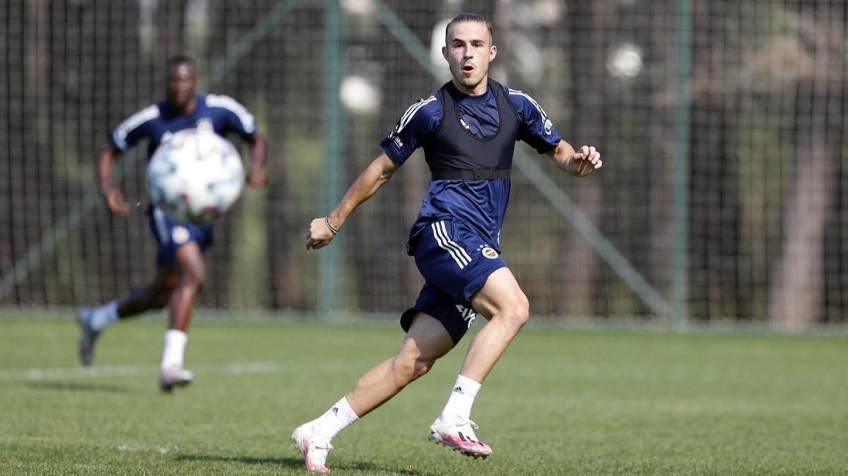 Pelkas: Hocanın istediği her pozisyonda oynarım