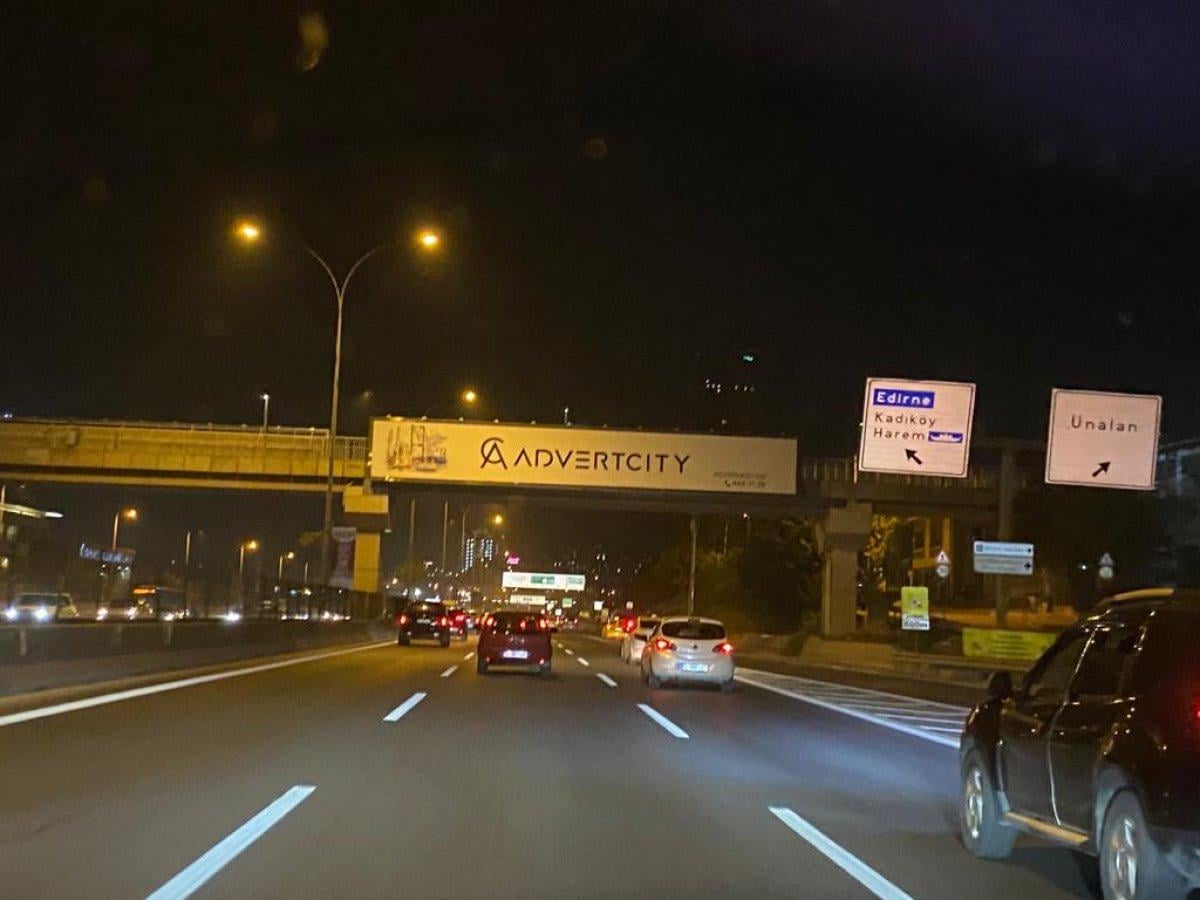 İBB yönetimi İstanbul'da üst geçitleri kiraya verdi