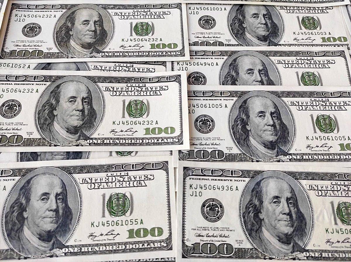 İstanbul'da sahte döviz operasyonunda 2 Suriyeli şüpheli yakalandı