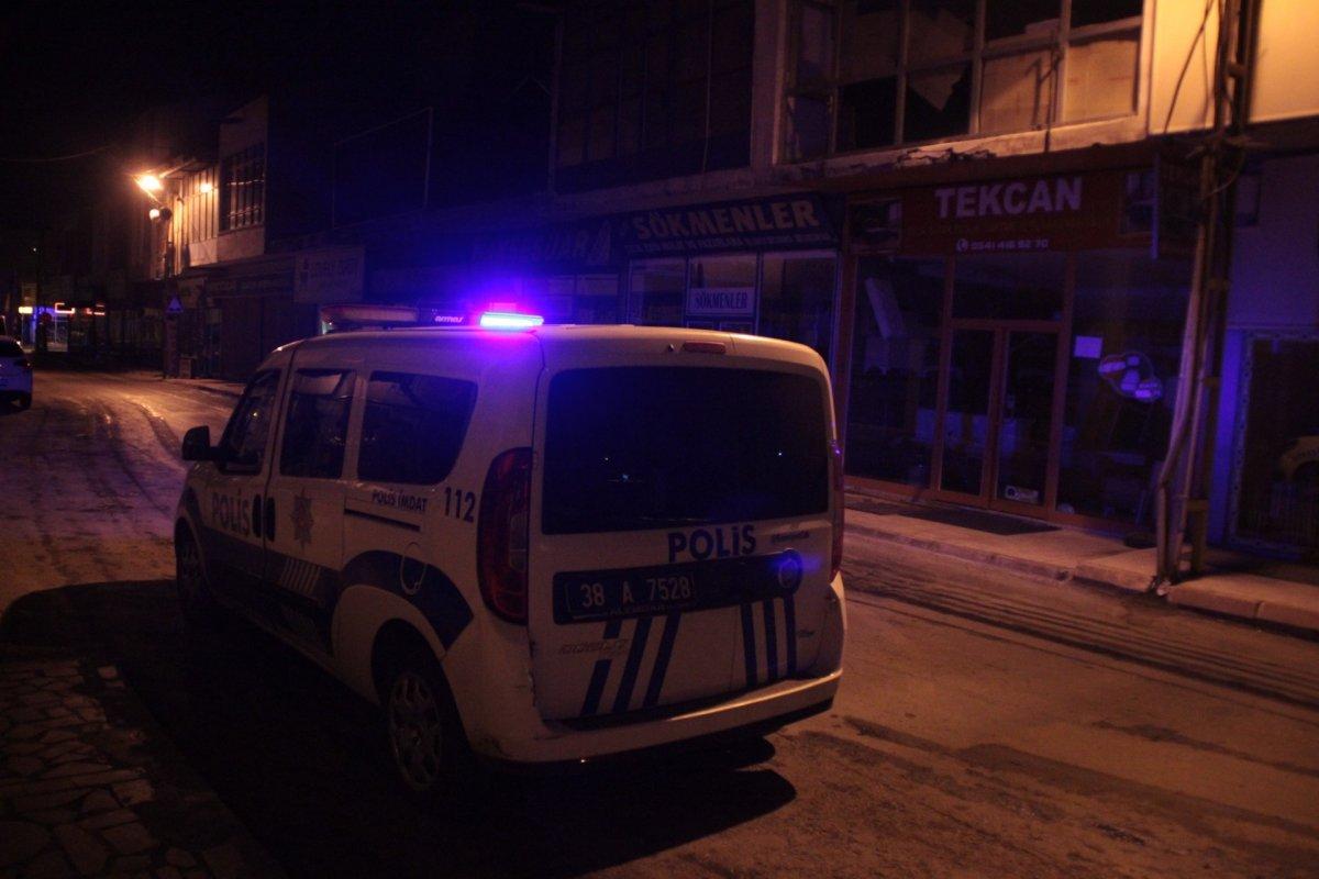 Kayseri'de, intihara teşebbüs eden kişi kurtarıldı