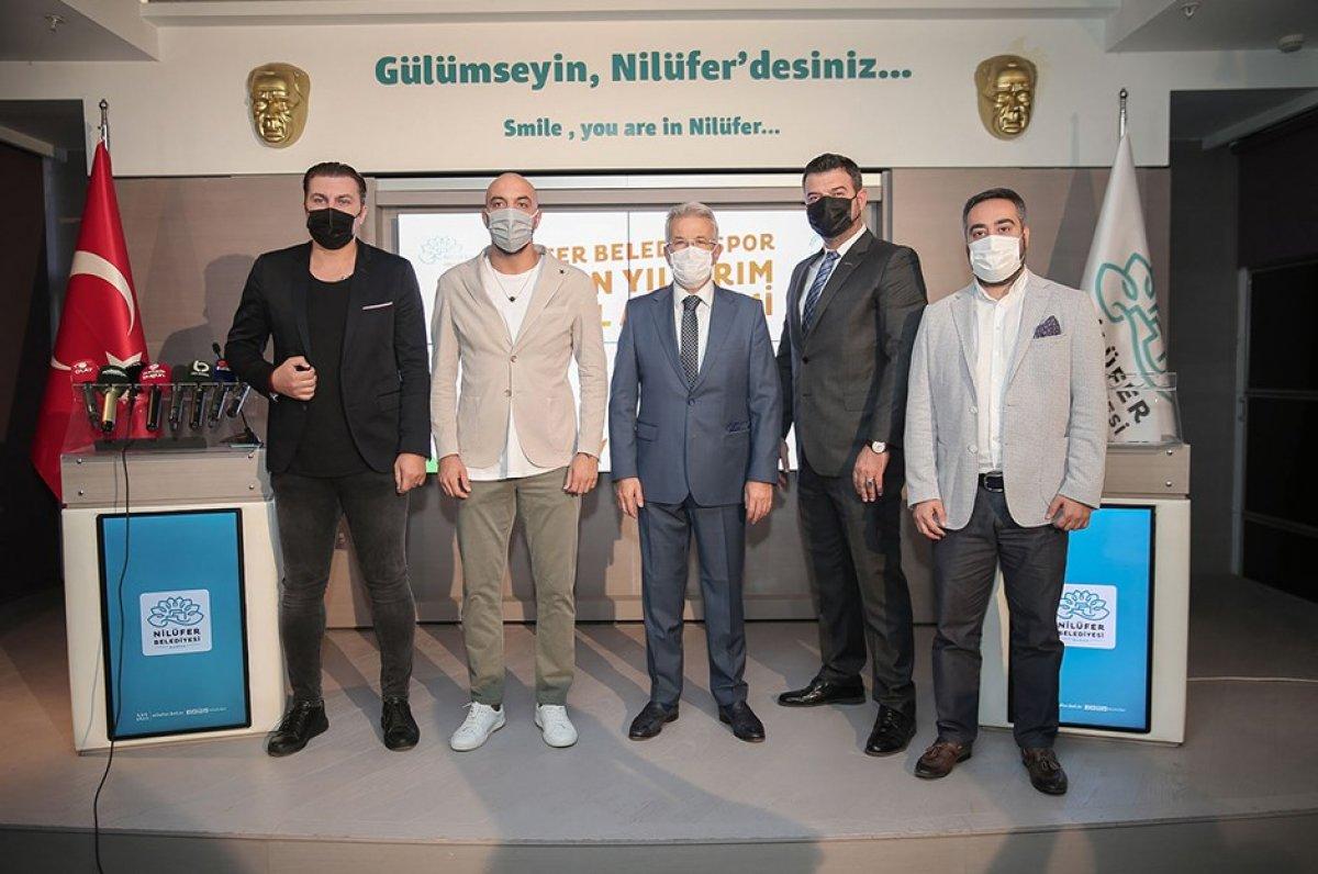 Sercan Yıldırım, futbol akademisi kurdu