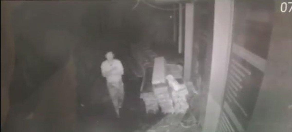 Pendik'te inşaatlardan 34 bin TL'lik malzeme çalan hırsızlar kamerada