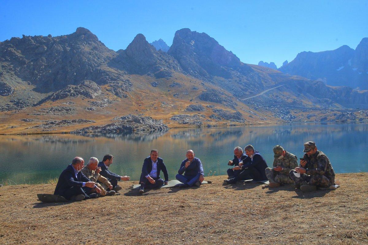Süleyman Soylu, Göllerbaşı’nda kahve içti