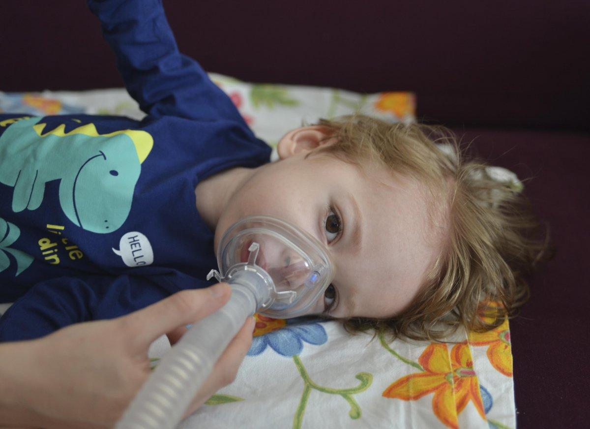 Ankara'da yaşayan SMA hastası İsmail destek bekliyor