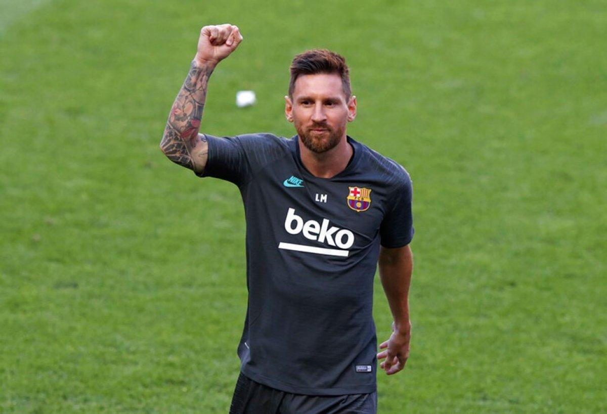 Manchester City'den Messi için 15 milyon sterlin