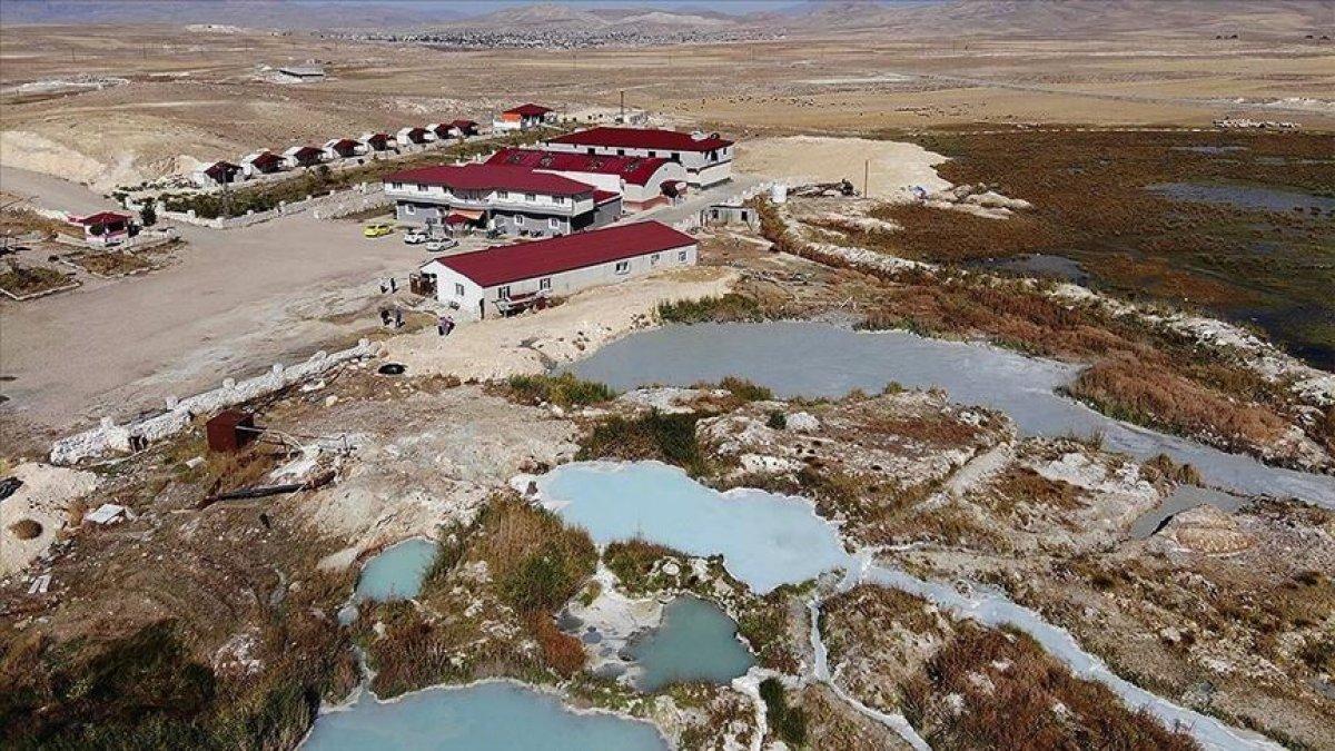 Ağrı'daki Diyadin kaplıcaları