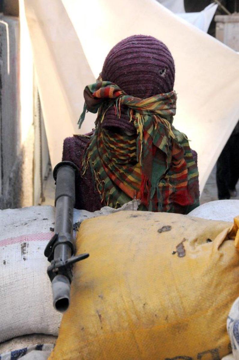 Ermenistan ordusu, SİHA'ları şaşırtmak için mevzilere cansız mankenler yerleştirmeye başladı