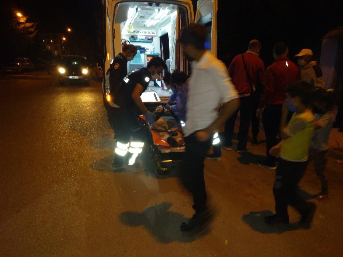 Çorum'da yaşlı kadını kurtarmak için camı kırıp içeri girdiler