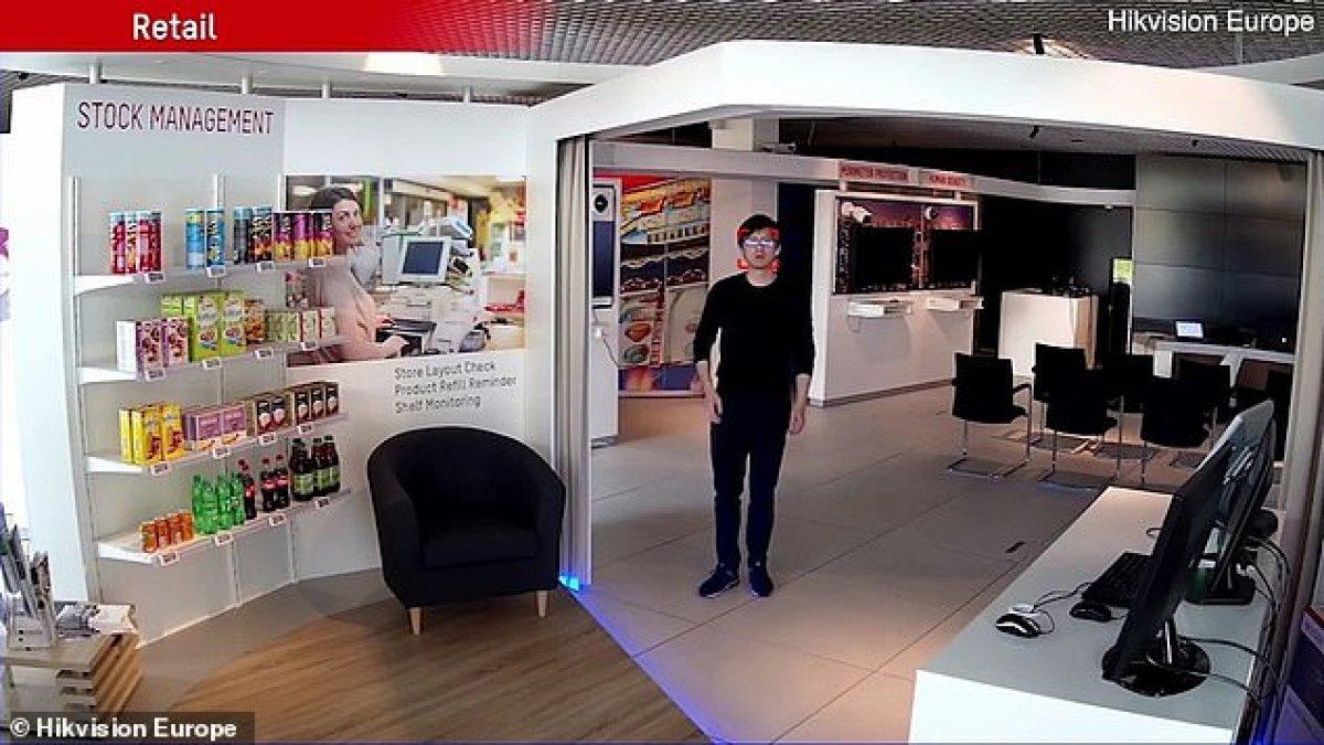 İngiltere’de AVM'lere maskesiz girişler kamerayla önlenecek