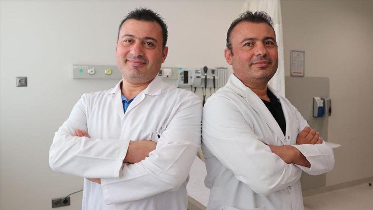 Adanalı tek yumurta ikizi doktorlar