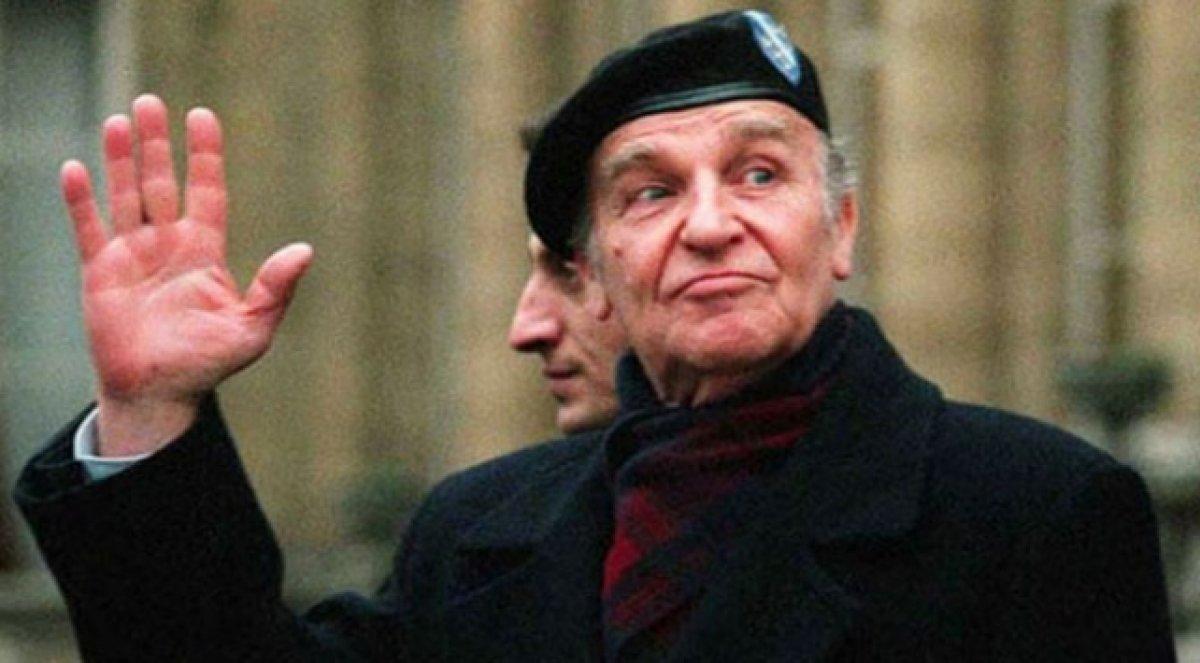 Bosna Hersek'in 'Bilge Kral'ı Aliya İzzetbegoviç kimdir? Aliya İzzetbegoviç neler yaptı? Hayatı ve sözleri...