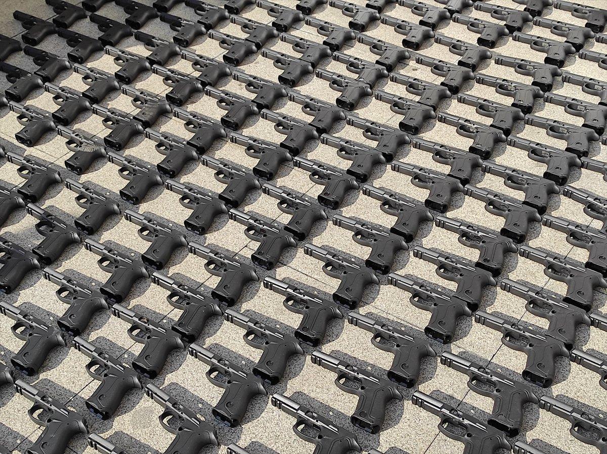 İstanbul'da kaçak silah imalathanesine baskın: 3 gözaltı