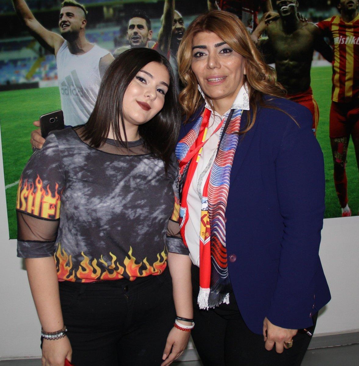 Berna Gözbaşı: Kızımın yaşadığı travmayı anlatamam