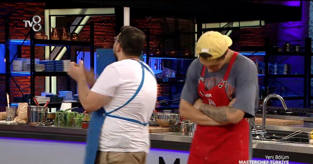 MasterChef'te Barbaros ile Esra arasında tartışma yaşandı