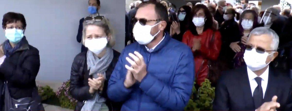 Bekir Coşkun'un cenazesi, alkışlarla uğurlandı