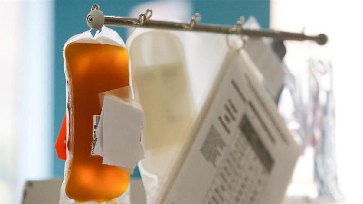 Korona tedavisi gören yaşlı erkekler, plazma bağışı için en güçlü aday