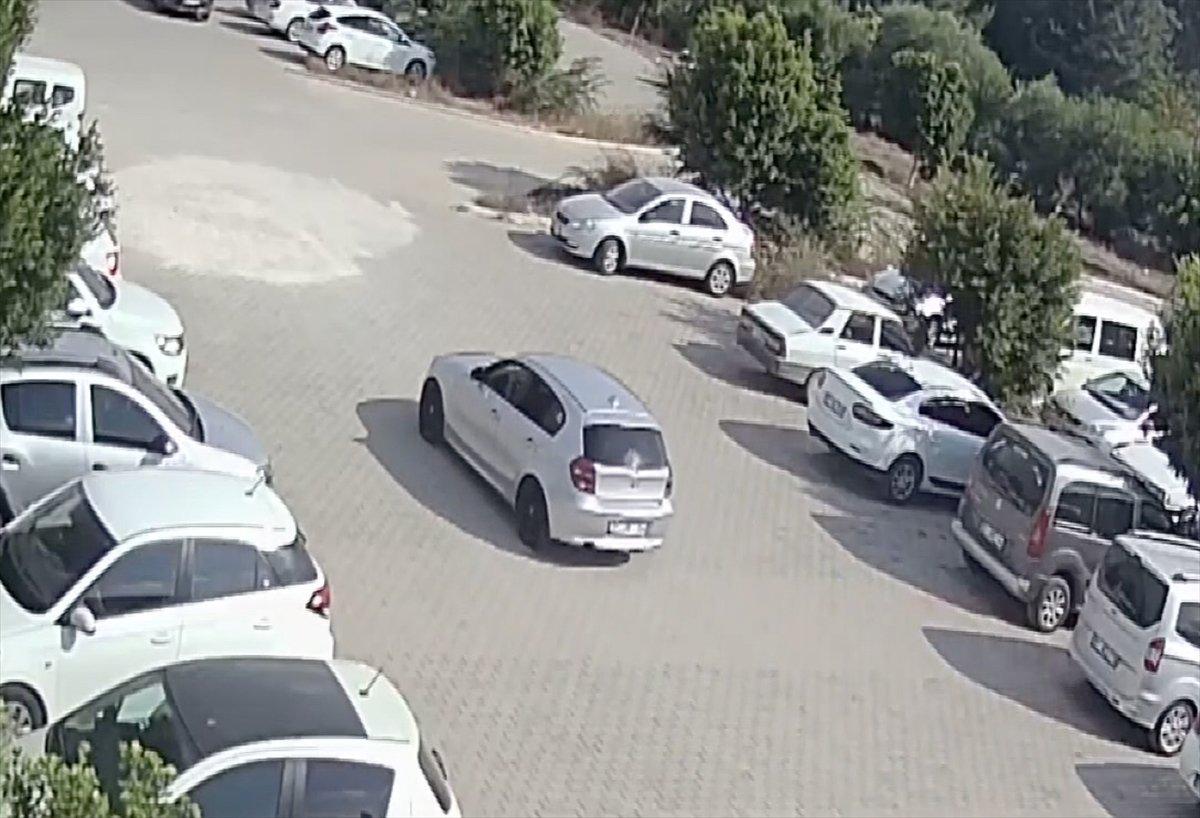 Adana'da hırsızlar, otomobildeki külçe altınları çaldı