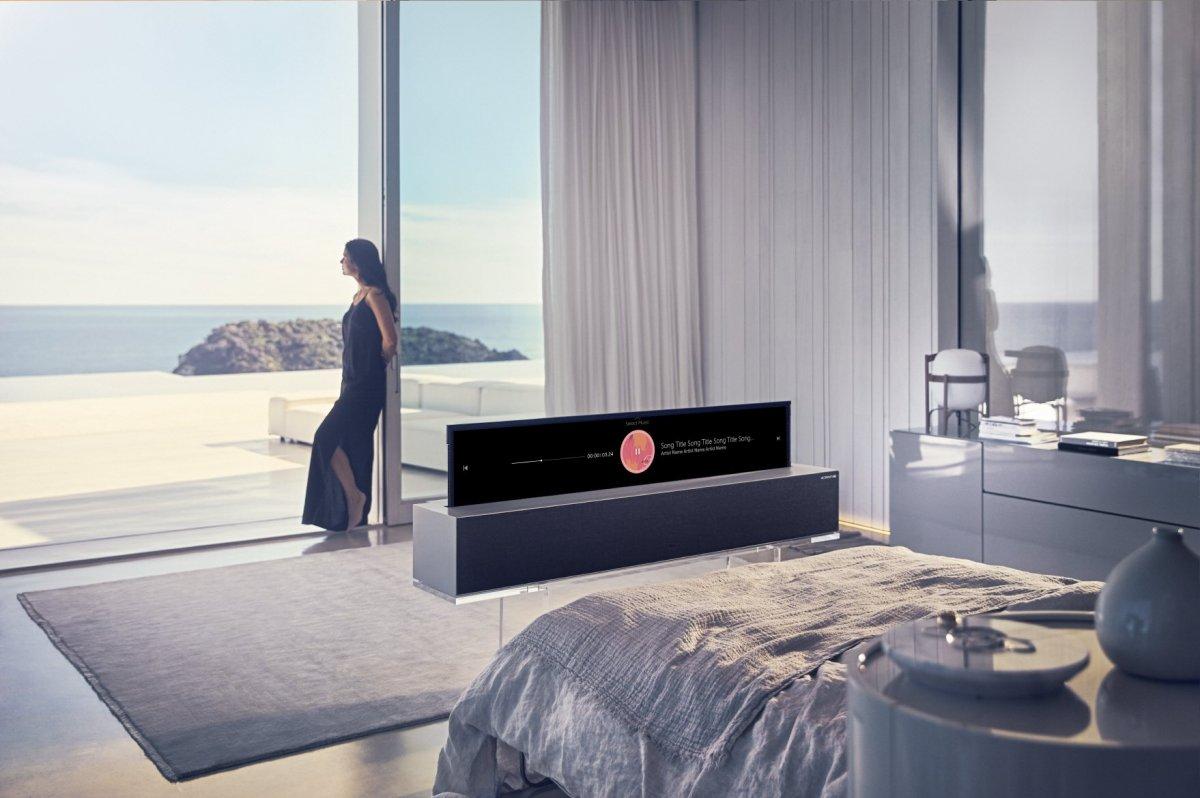 LG Signature OLED R TV