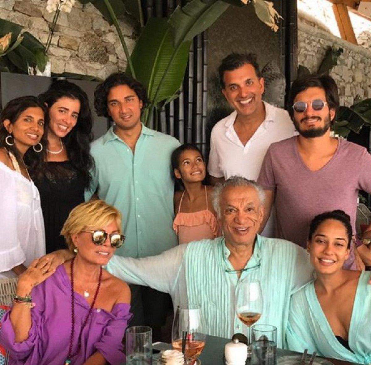 Semiramis Pekkan, eski eşinin soyadını aldı