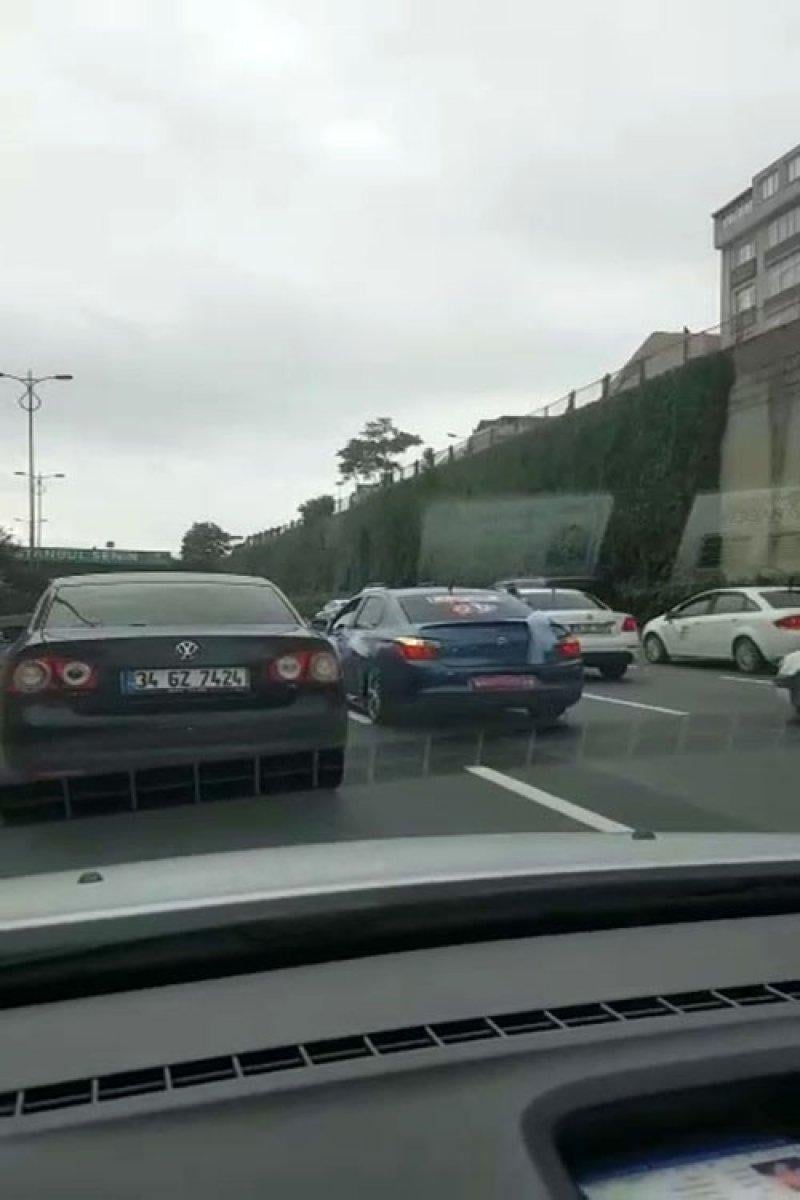 İstanbul'da yasağa rağmen düğün konvoyu yapıp trafik terörü estirdiler
