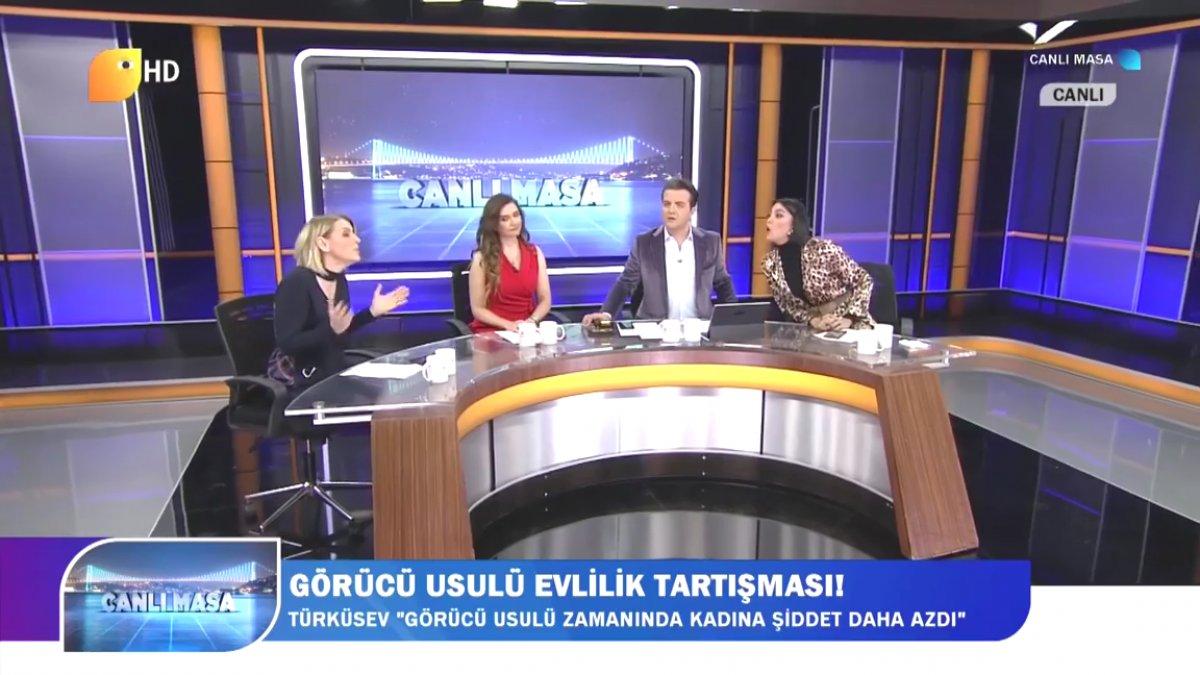 Deniz Akkaya ile Sevda Türküsev arasındaki kavga sosyal medyaya taşındı