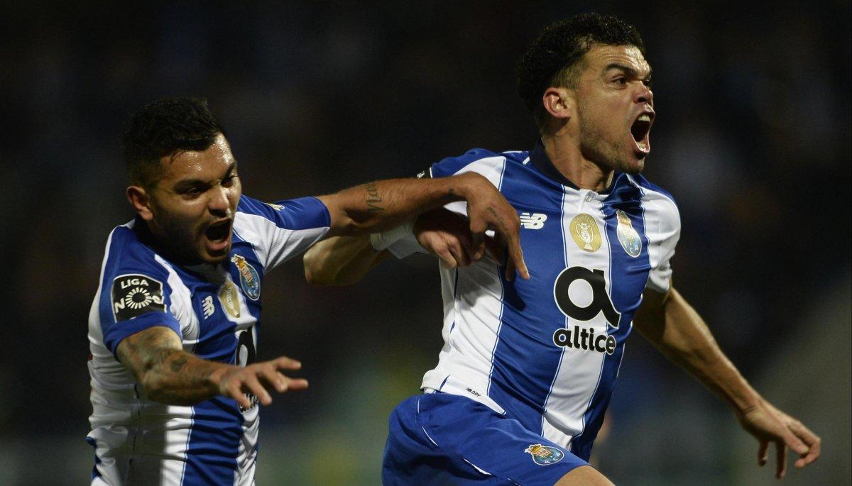 Porto, Pepe ile sözleşme uzatıyor