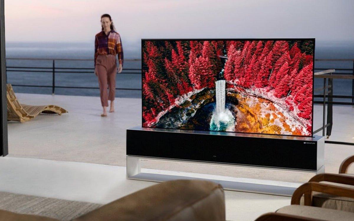 LG Signature OLED R TV
