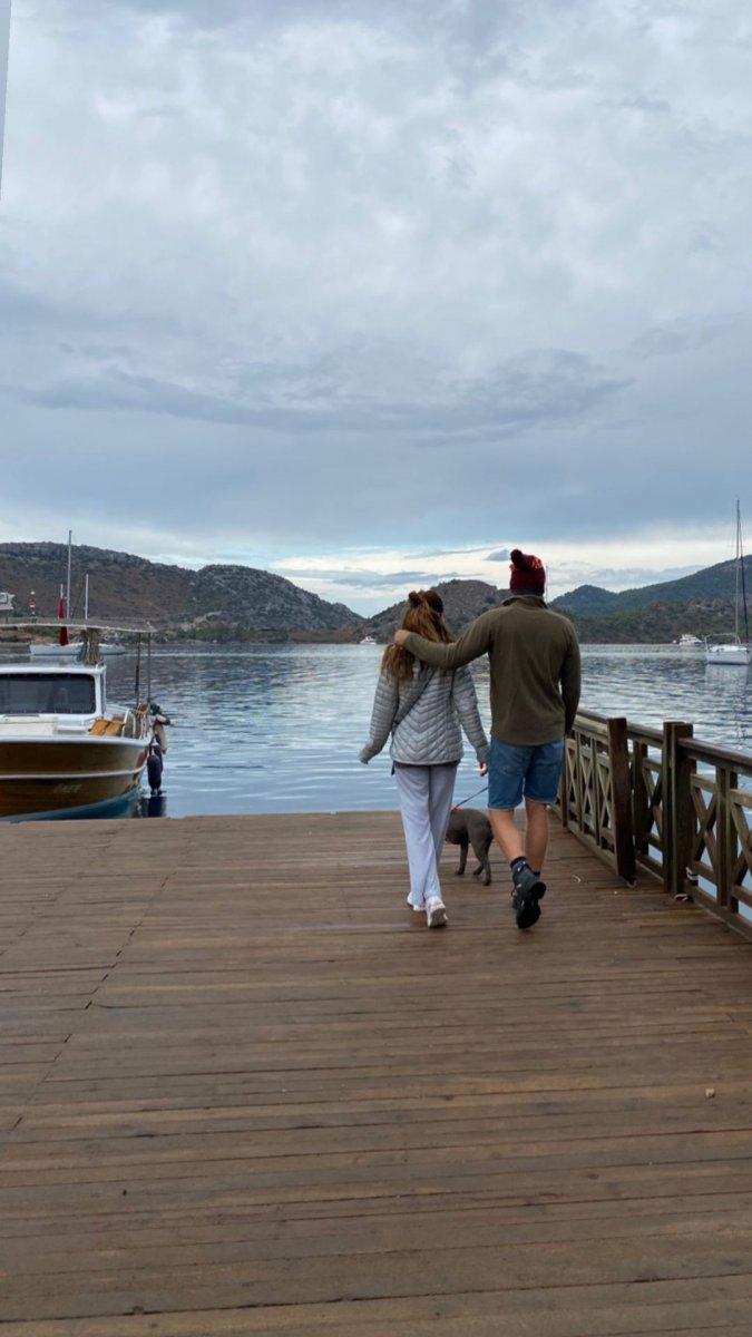 Kıvanç ve Başak Tatlıtuğ'un romantik tatili