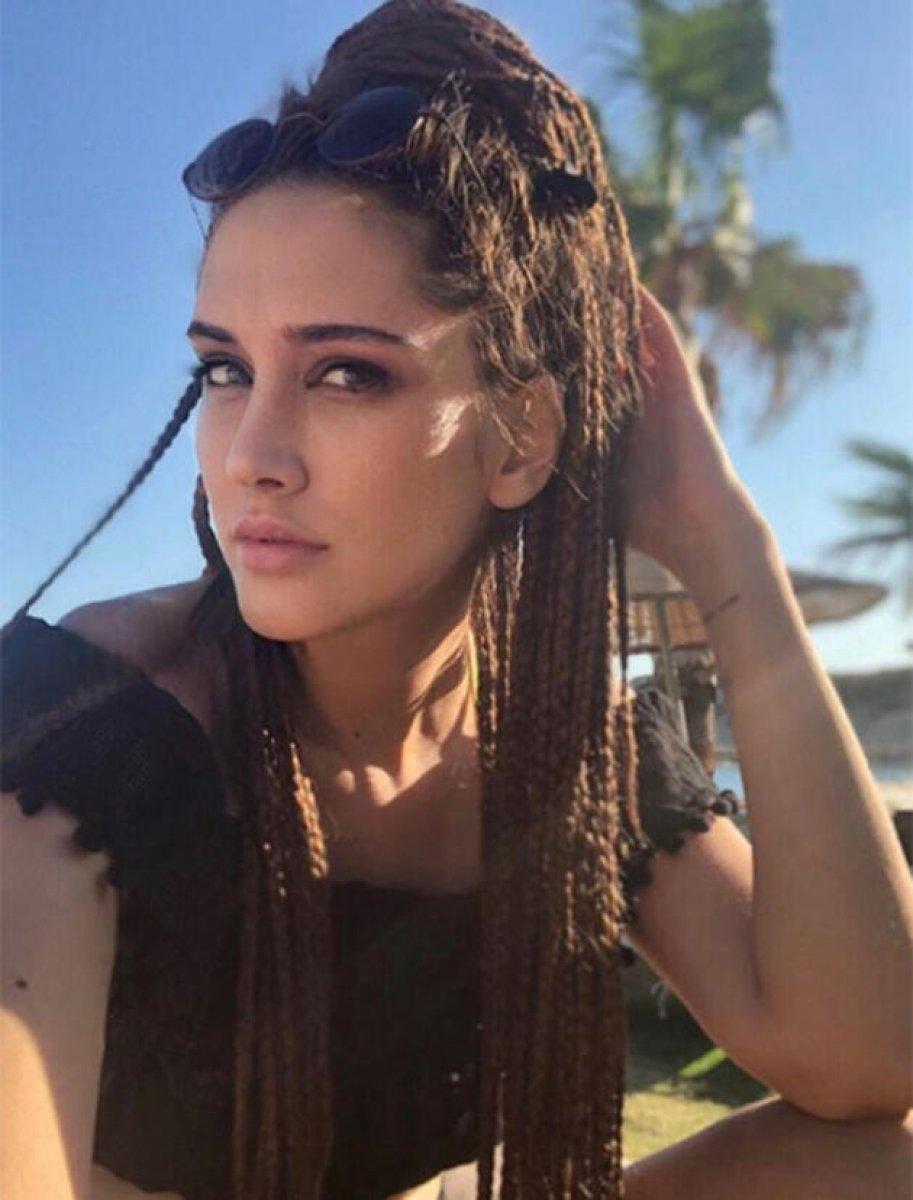 Zeynep Koçak, erkek takipçisinin müstehcen mesajını ifşa etti