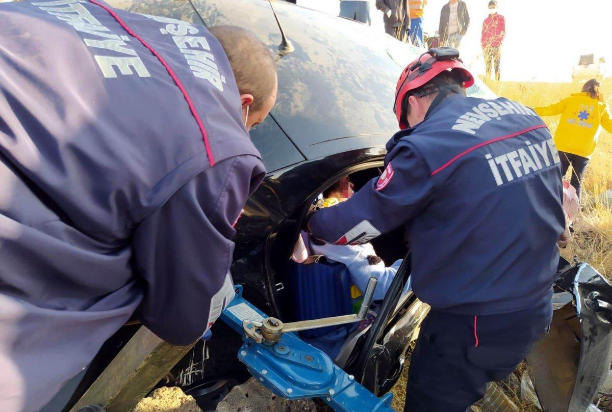 Nevşehir'de otomobil şarampole yuvarlandı: 1 ölü, 2 yaralı