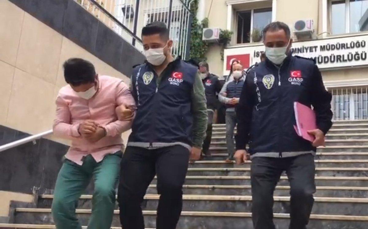 İstanbul'da rüşvet isteyen vergi müfettişi ve mali müşavir suçüstü yakalandı