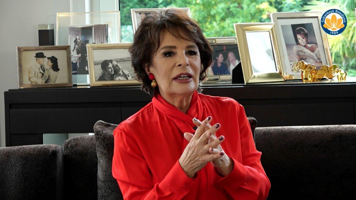 Hülya Koçyiğit: Cumhurbaşkanımızı çok takdir ediyorum