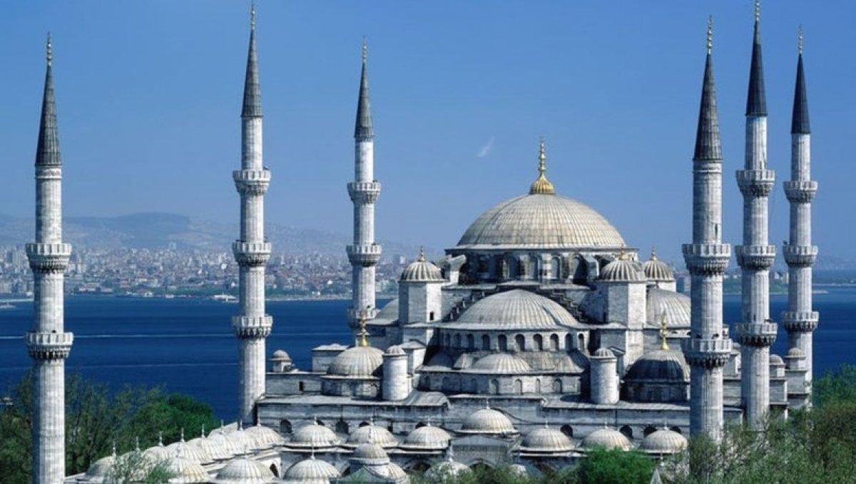 Cuma namazı nasıl kılınır, kaç rekattır?  Cuma namazında okunacak sure ve dualar