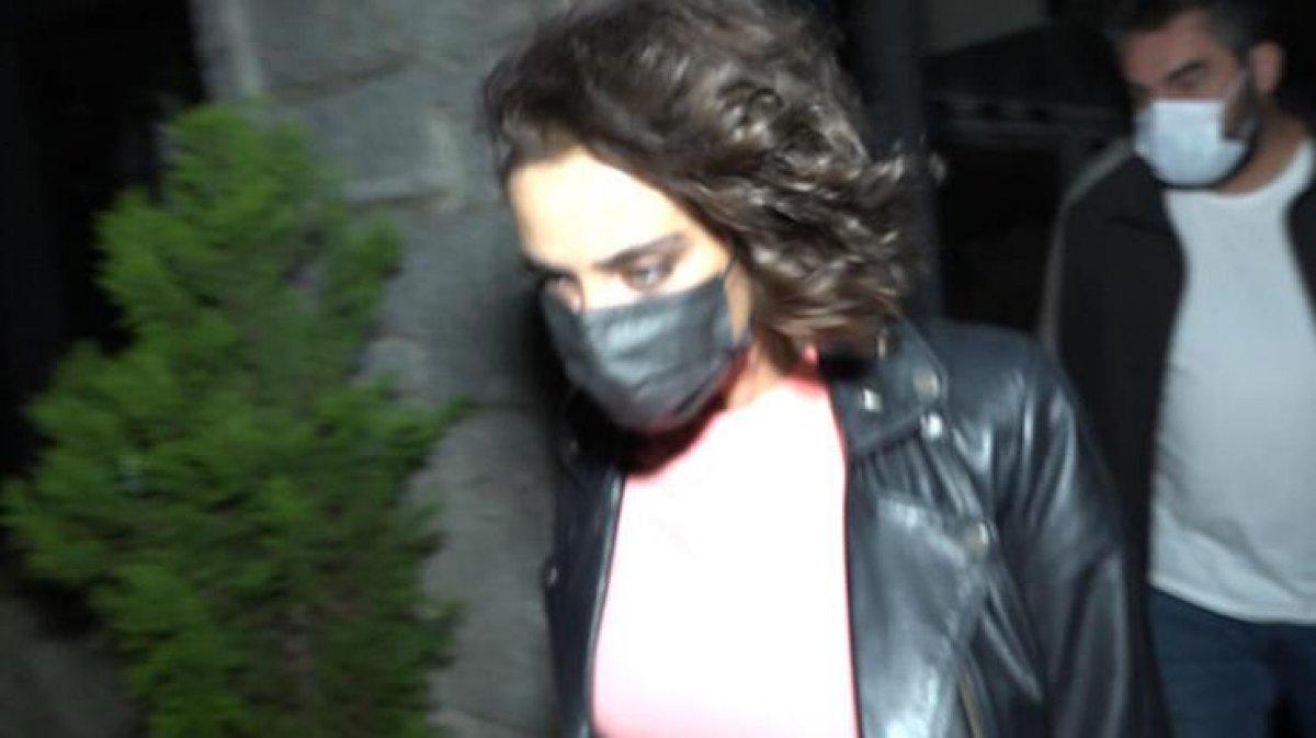 Sıla, Hazer Amani'den boşanıyor