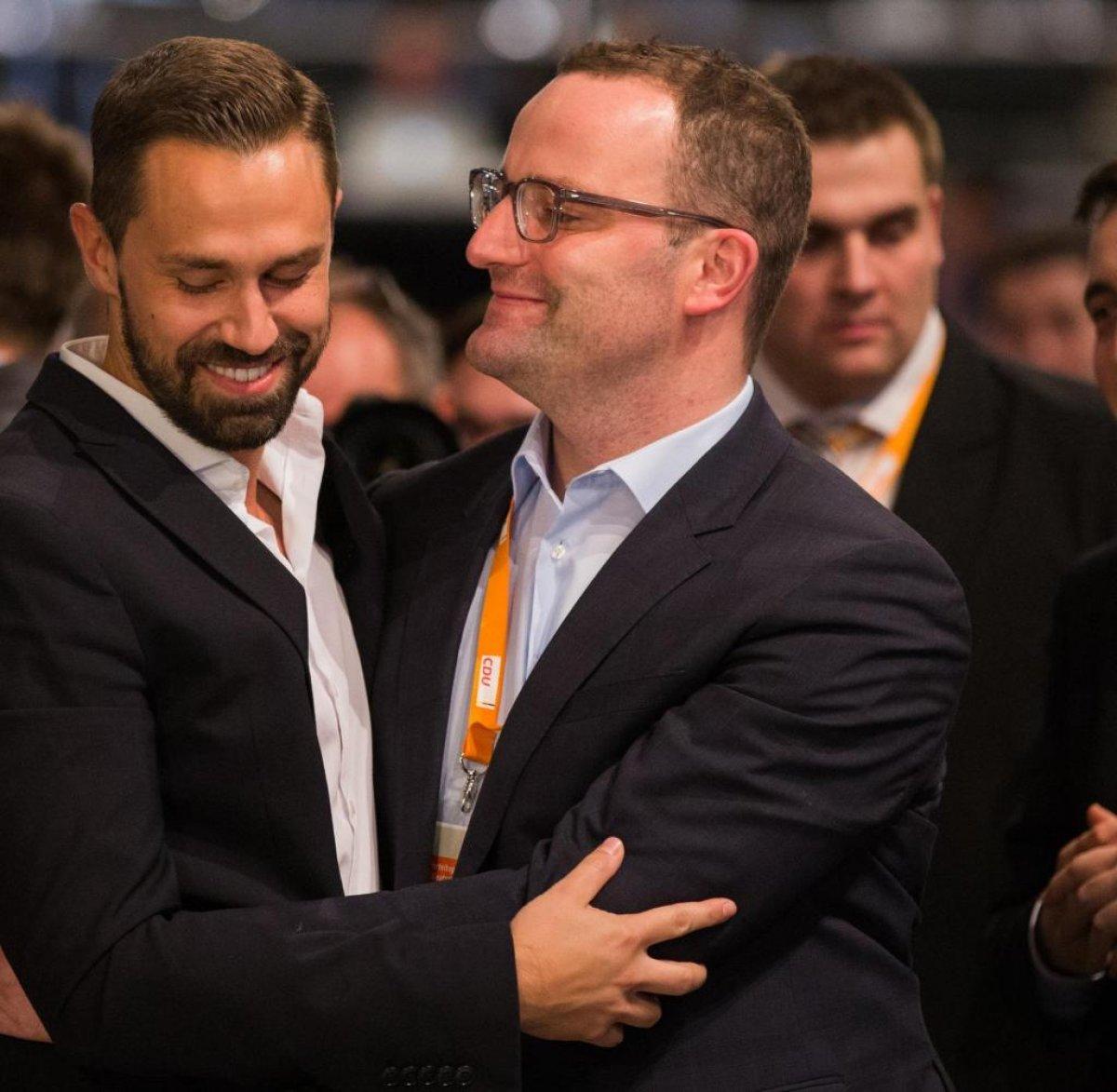 Almanya Sağlık Bakanı Jens Spahn'ın kocası Daniel Funke koronavirüse yakalandı