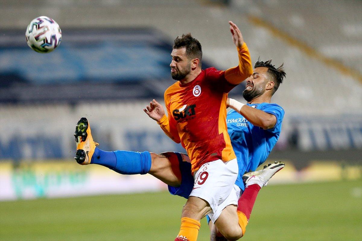 10 kişi kalan Galatasaray, BB Erzurumspor'u yendi