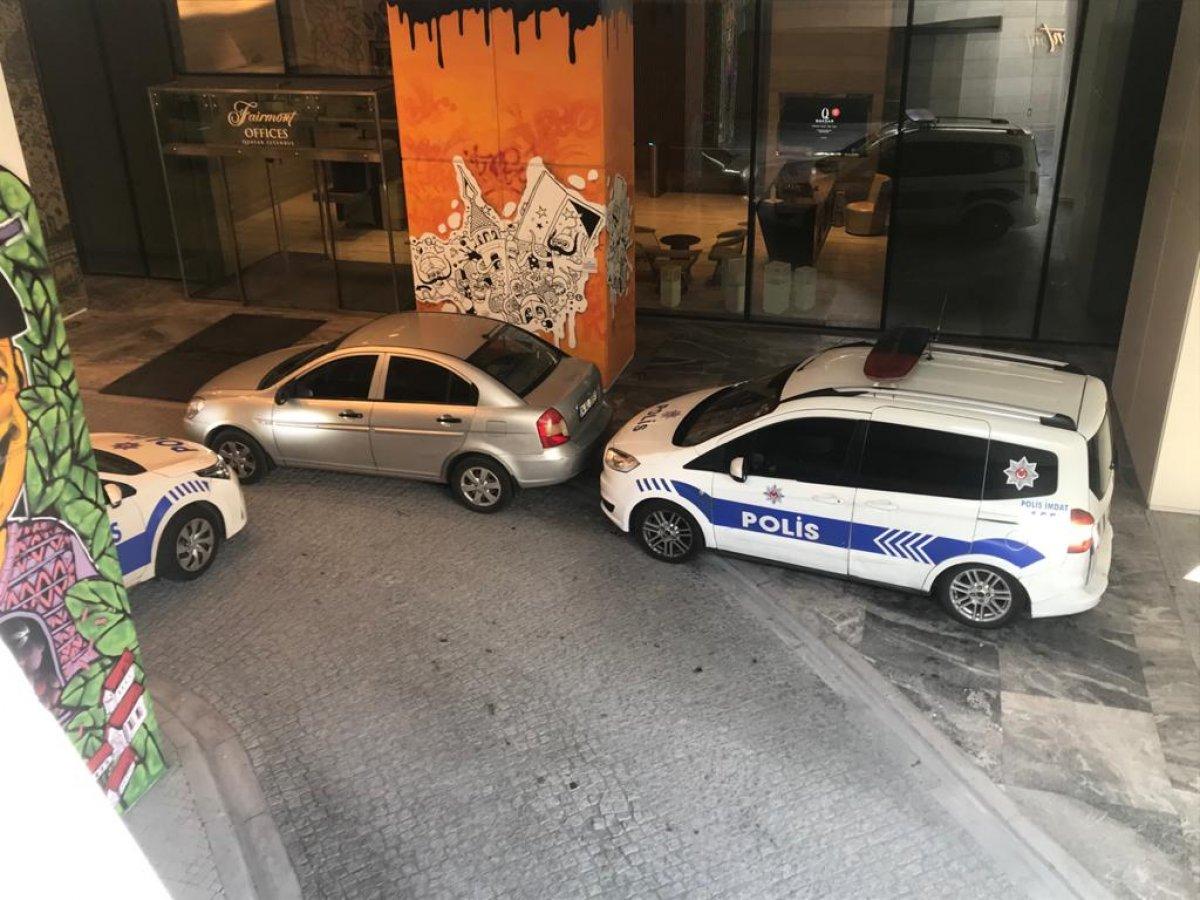 Şişli'de rezidanstaki 3 kişiye silahlı saldırı