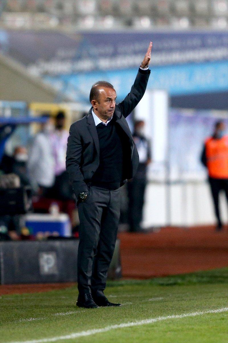 Mehmet Özdilek: Oyunla düşelim, hakemin kararıyla değil