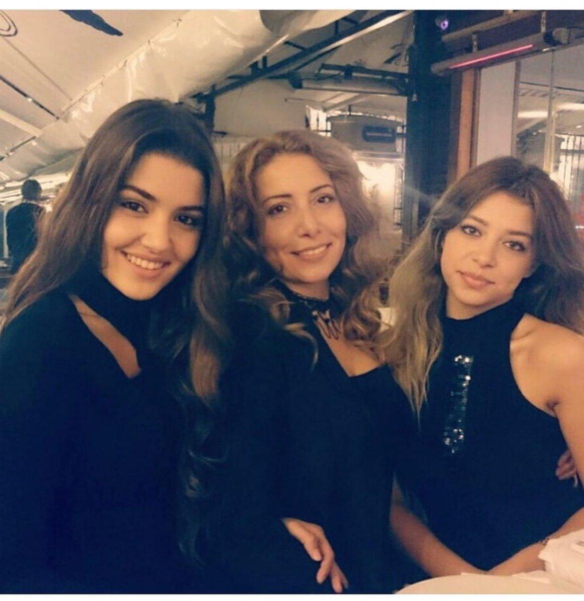 Hande Erçel’den annesine duygusal mesaj