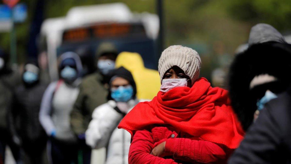 Fransa'da 24 saatte 52 bin 10 yeni vaka tespit edildi