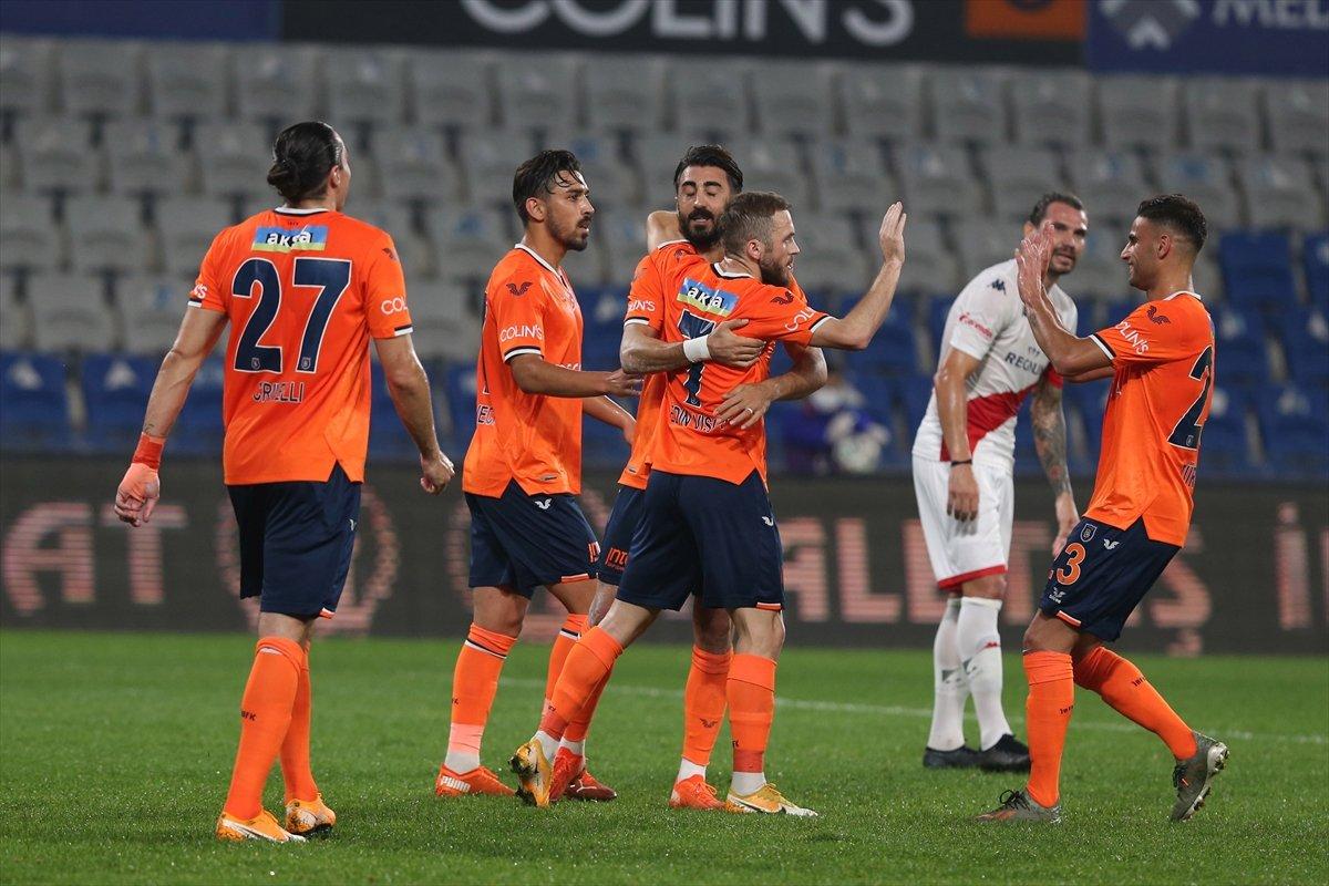 Okan Buruk: Bu havayı Şampiyonlar Ligi'ne taşımak istiyoruz