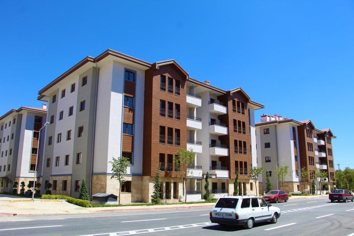 Elazığ'da ilk biten deprem konutları teslim ediliyor