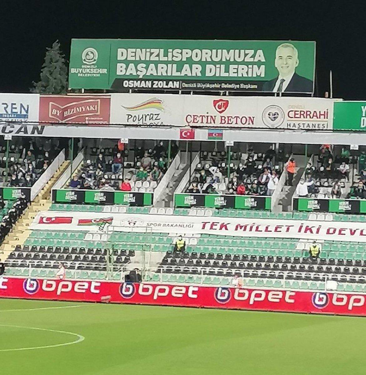 Denizlispor stadı bölüp locaya çevirdi