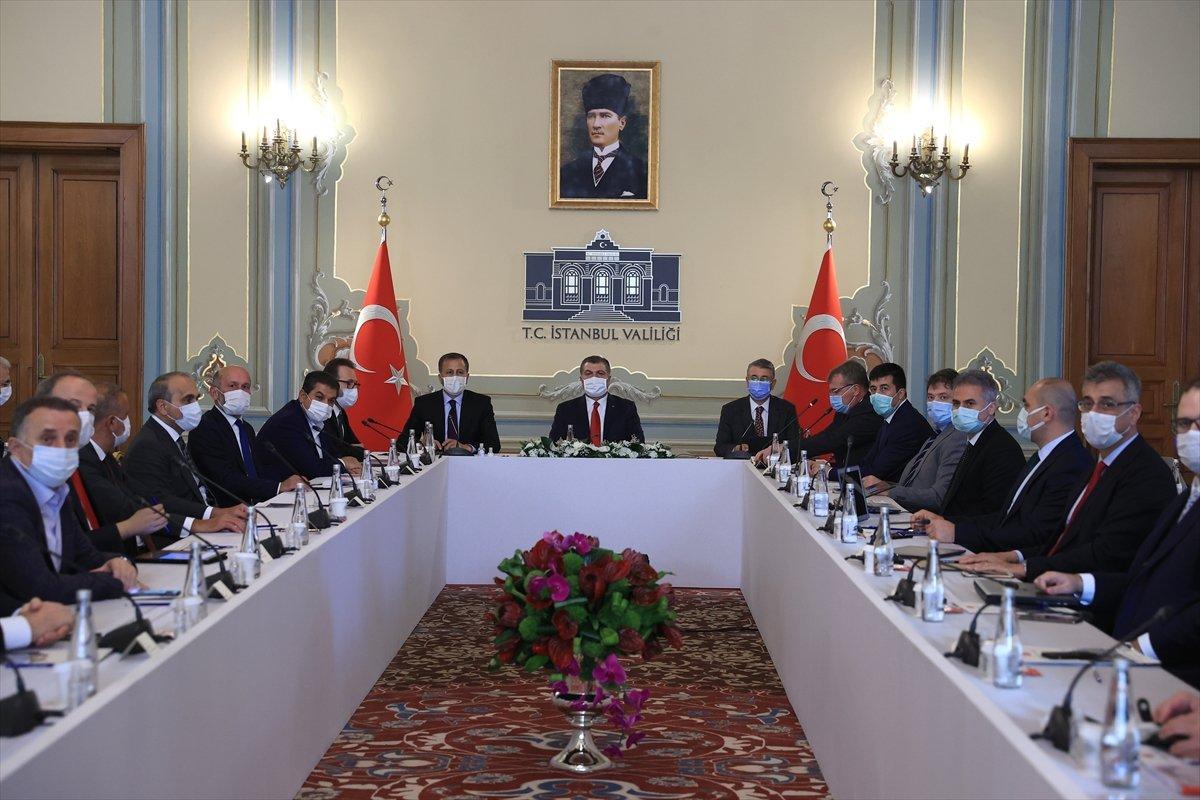 Sağlık Bakanı Fahrettin Koca: İstanbul'da 28 ilçede vaka artışı yüzde 50'nin üzerinde