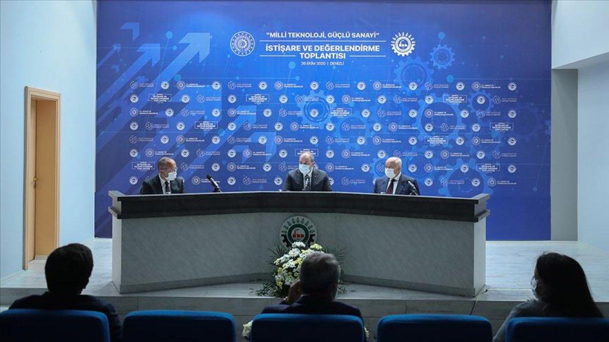 Bakan Varank, katıldığı toplantıda açıklanan imalat verilerini değerlendirdi